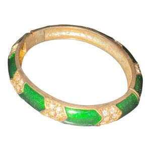 Vintage Green Enamel Rhinestone Hinged Bangle Bracelet Gold Tone J20
